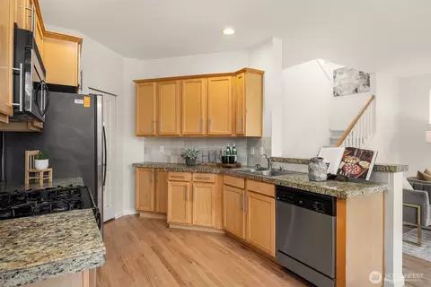 Kitchen - 3322 239th St SE, Bothell, WA 98021 photo 2 of 2
