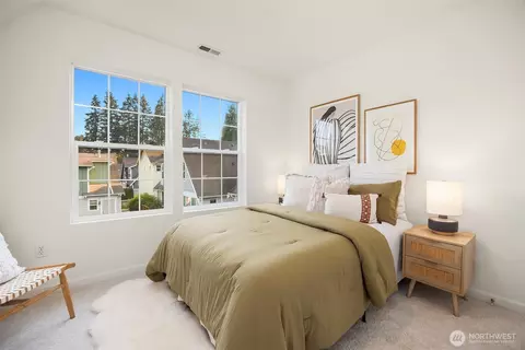Bedroom - 3322 239th St SE, Bothell, WA 98021 photo 2 of 4