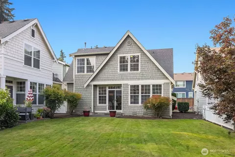 Exterior - 3322 239th St SE, Bothell, WA 98021 photo 5 of 13