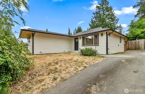 20213 60th Ave W, Lynnwood, WA 98036
