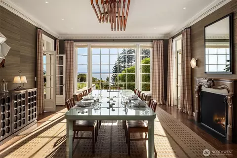 Dining - 36 NW Cherry Loop Dr, Shoreline, WA 98177 photo 1 of 2