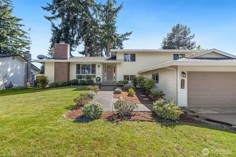 3657 SW 318th St, Federal Way, WA 98023