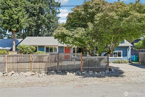 108 N 184th St, Shoreline, WA 98133