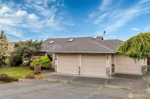 876 Rocky Point Dr, Camano Island, WA 98282