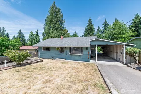 4039 SE Harriet St, Port Orchard, WA 98366