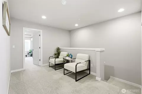 Entry Way - 508 237th St SE #B, Bothell, WA 98021 photo 4 of 4