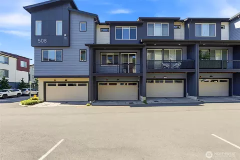 Exterior - 508 237th St SE #B, Bothell, WA 98021 photo 2 of 3