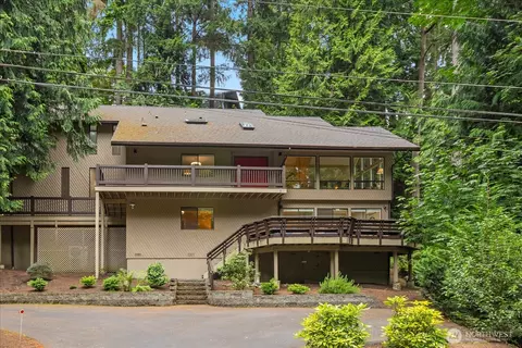 16216 N Meadowdale Rd, Edmonds, WA 98026