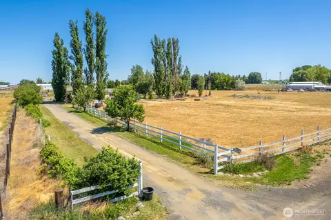 10820 Dune Lake Loop SE, Moses Lake, WA 98837
