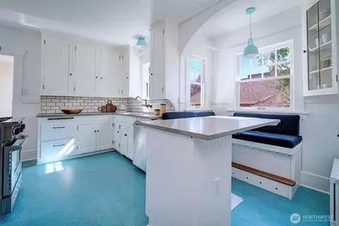 Kitchen - 511 N 76th St, Seattle, WA 98103 photo 5 of 5