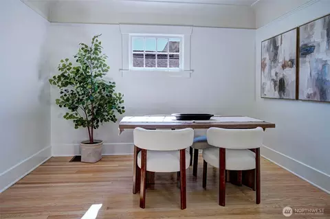 Dining - 511 N 76th St, Seattle, WA 98103 photo 2 of 2