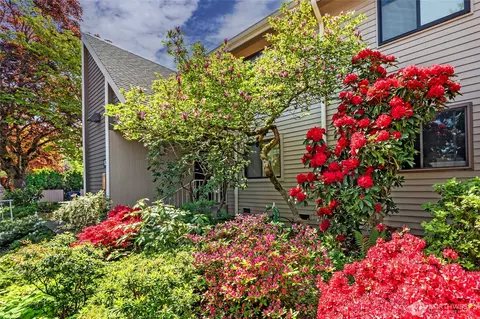 6343 Sand Point Way NE, Seattle, WA 98115