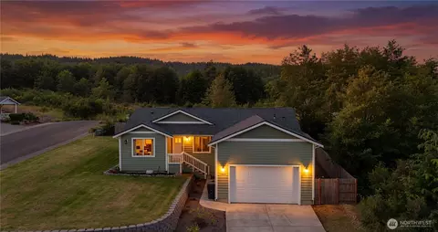 3214 Sanderling Dr, Hoquiam, WA 98550