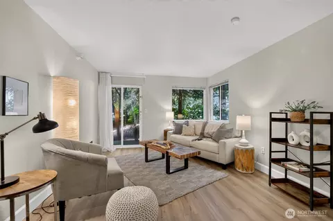 700 Front St S #A108, Issaquah, WA 98027