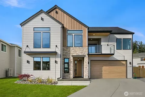 1128 Leighton St, Blaine, WA 98230