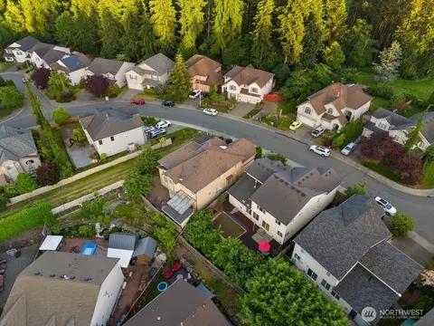 View/Area - 4529 115th Pl SE, Everett, WA 98208 photo 2 of 5