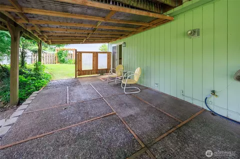 Exterior - 13318 47th Ave SE, Mill Creek, WA 98012 photo 4 of 7
