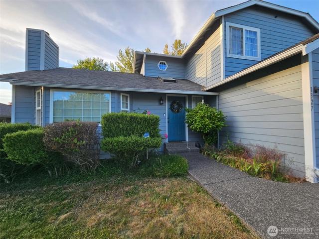 1327 S 88th St, Tacoma, WA 98444