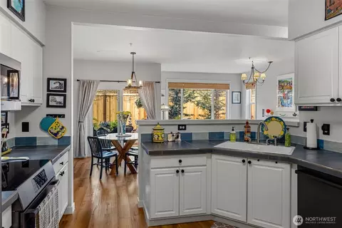 Kitchen - 2009 196th St SE #E104, Bothell, WA 98012 photo 1 of 3