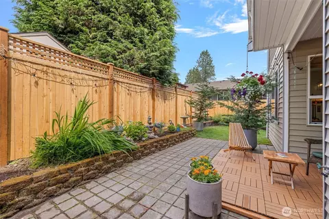 Exterior - 2009 196th St SE #E104, Bothell, WA 98012 photo 8 of 11