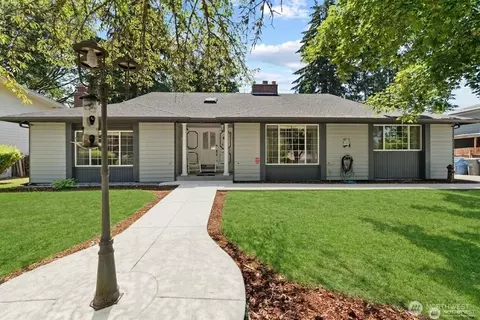 7826 Agate Dr SW, Lakewood, WA 98498