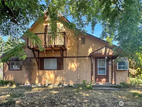 111 S 1st St, Thorp, WA 98946