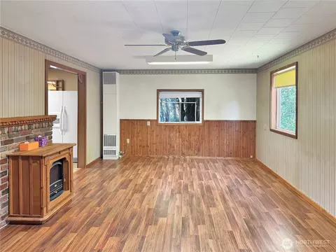 111 S 1st St, Thorp, WA 98946 photo 3