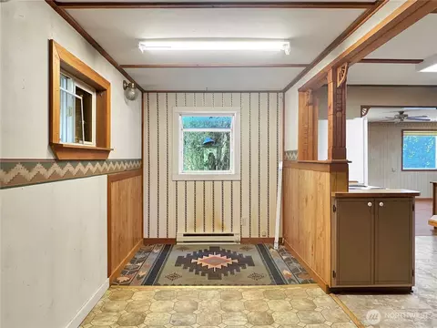 111 S 1st St, Thorp, WA 98946 photo 7