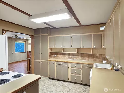 111 S 1st St, Thorp, WA 98946 photo 6