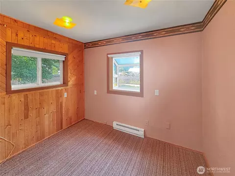 111 S 1st St, Thorp, WA 98946 photo 11