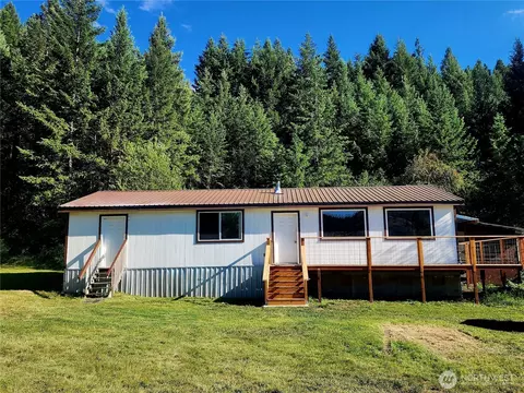 88 Little Bear Rd, Republic, WA 99166