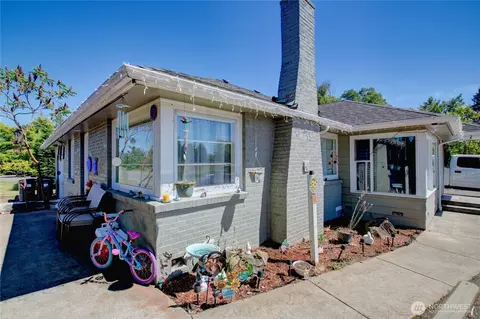 3312 E College Way, Mount Vernon, WA 98273