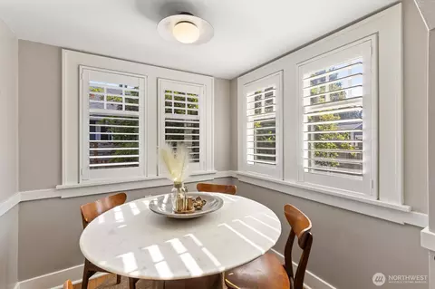 Dining - 1920 16th St, Everett, WA 98201 photo 4 of 5