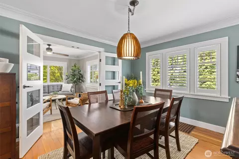Dining - 1920 16th St, Everett, WA 98201 photo 2 of 5