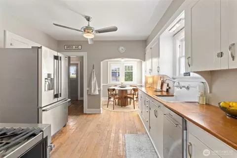 Kitchen - 1920 16th St, Everett, WA 98201 photo 1 of 4