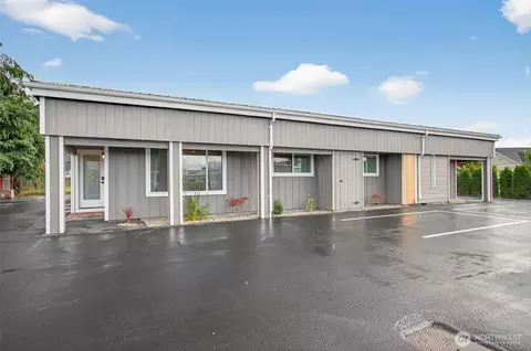 302 3rd St, Woodland, WA 98674