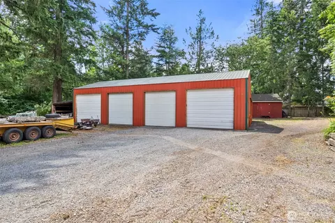 Exterior - 21016 E 26th Ave, Spanaway, WA 98387 photo 12 of 17