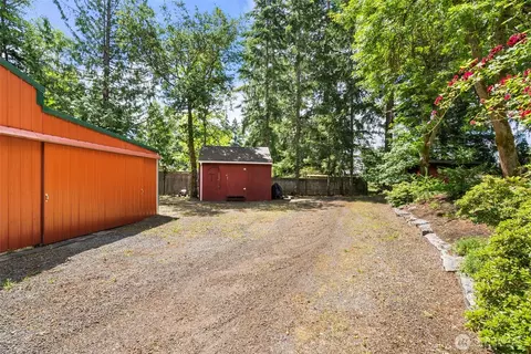 Exterior - 21016 E 26th Ave, Spanaway, WA 98387 photo 13 of 17