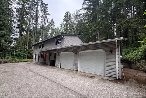 24404 SE Mirrormont Blvd, Issaquah, WA 98027