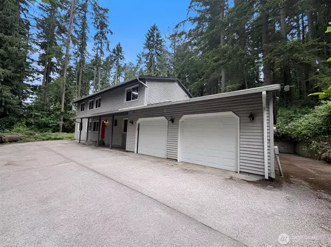24404 SE Mirrormont Blvd, Issaquah, WA 98027