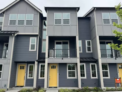 23340 Franklin Cir #14, Black Diamond, WA 98010
