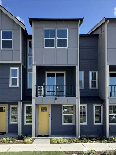 23340 Franklin Cir #14, Black Diamond, WA 98010