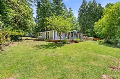7910 Warbler Ct SE, Olympia, WA 98513