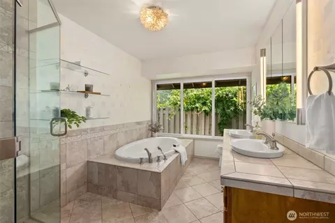 Bath - 1677 N Fork Rd, Chehalis, WA 98532 photo 1 of 3