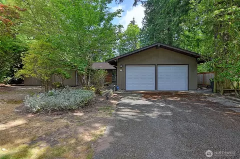 8808 SE 54th SE, Mercer Island, WA 98040