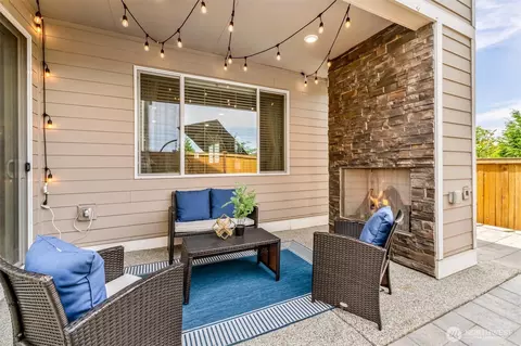 Exterior - 23230 44th Dr SE, Bothell, WA 98021 photo 2 of 4