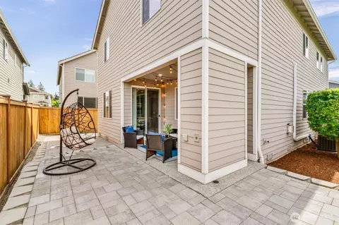 Exterior - 23230 44th Dr SE, Bothell, WA 98021 photo 3 of 4