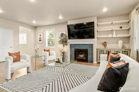 Living - 23230 44th Dr SE, Bothell, WA 98021 photo 3 of 5