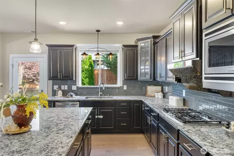 Kitchen - 17429 40th Dr SE, Bothell, WA 98012 photo 4 of 4