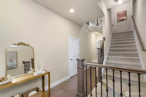 Entry Way - 17429 40th Dr SE, Bothell, WA 98012 photo 3 of 4